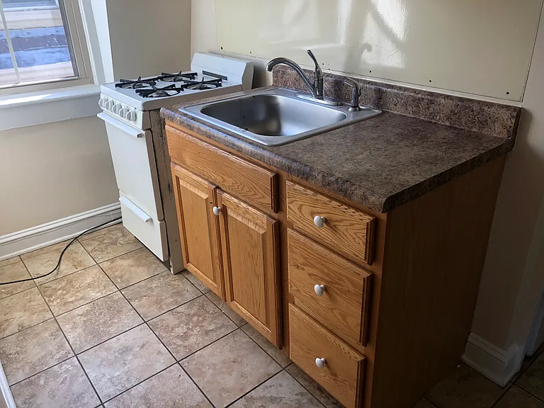 Kitchen Oak Cabinets