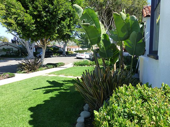 2nd image of 438 San Clemente St