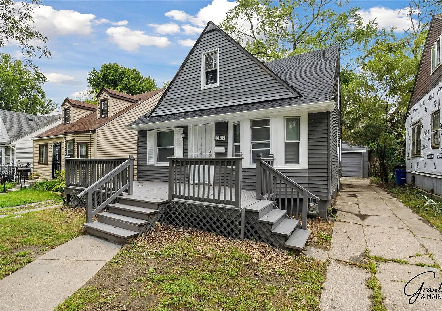$1,300/month - 3 Bed 1 Bath Single Family Home in Detroit — Photo 2