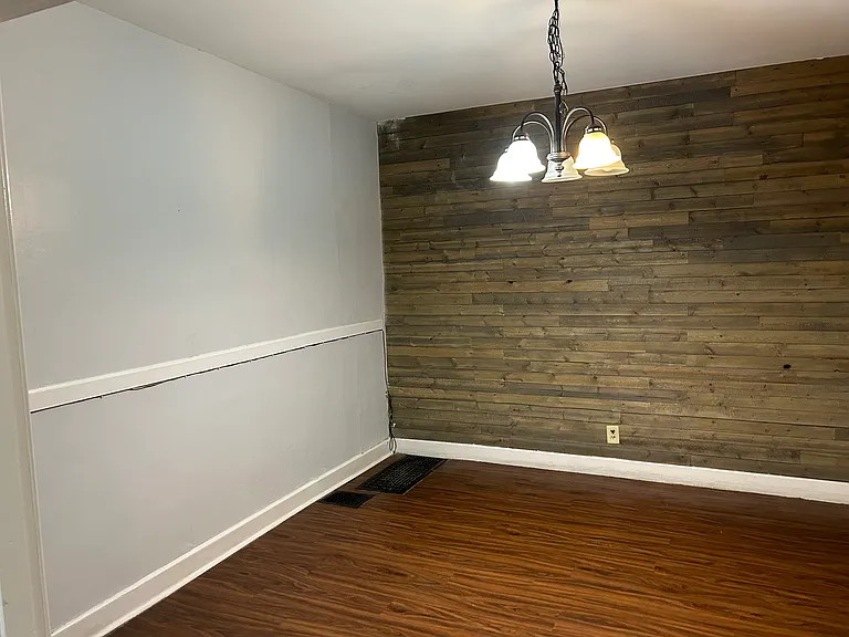435 Camp St #5 — Photo 6