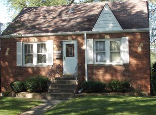 18004 Wildwood Ave, Lansing, IL