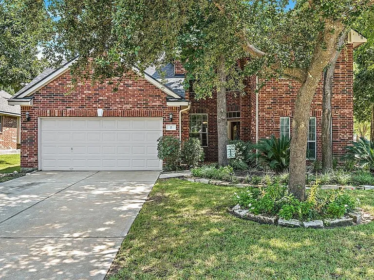 2 Hollow Glen Pl — Photo 2