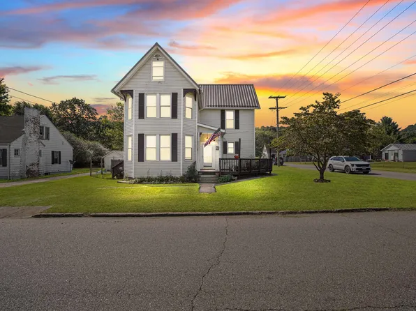 123 2nd St SW, Pulaski, VA 24301