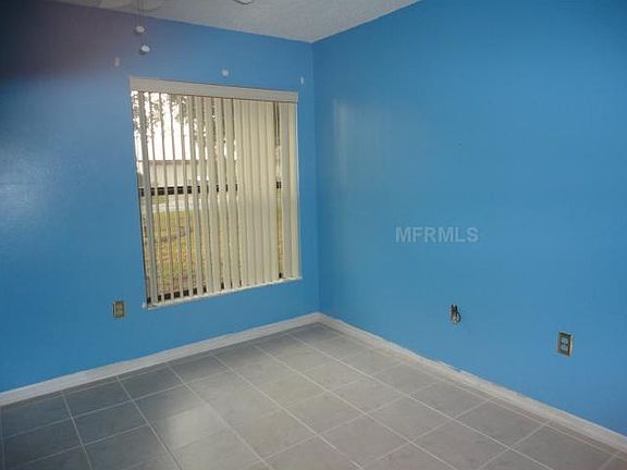 3rd image of 634 Wood Dr