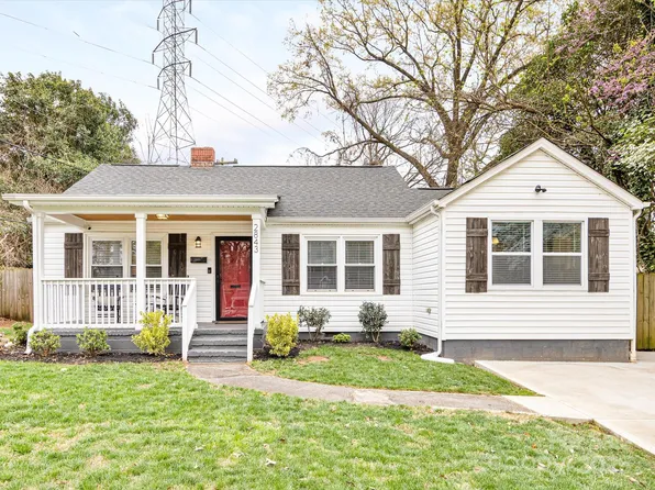 2843 Cowles Rd, Charlotte, NC 28208