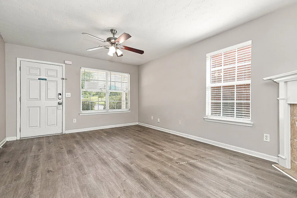4 bed, 2.5 bath, 1751 sqft, $2,150 — Photo 4