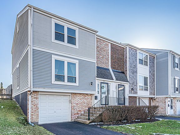 2nd image of 2051 Kettering Rd