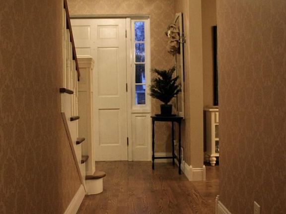 5th image of 2102 Wilmington Dr
