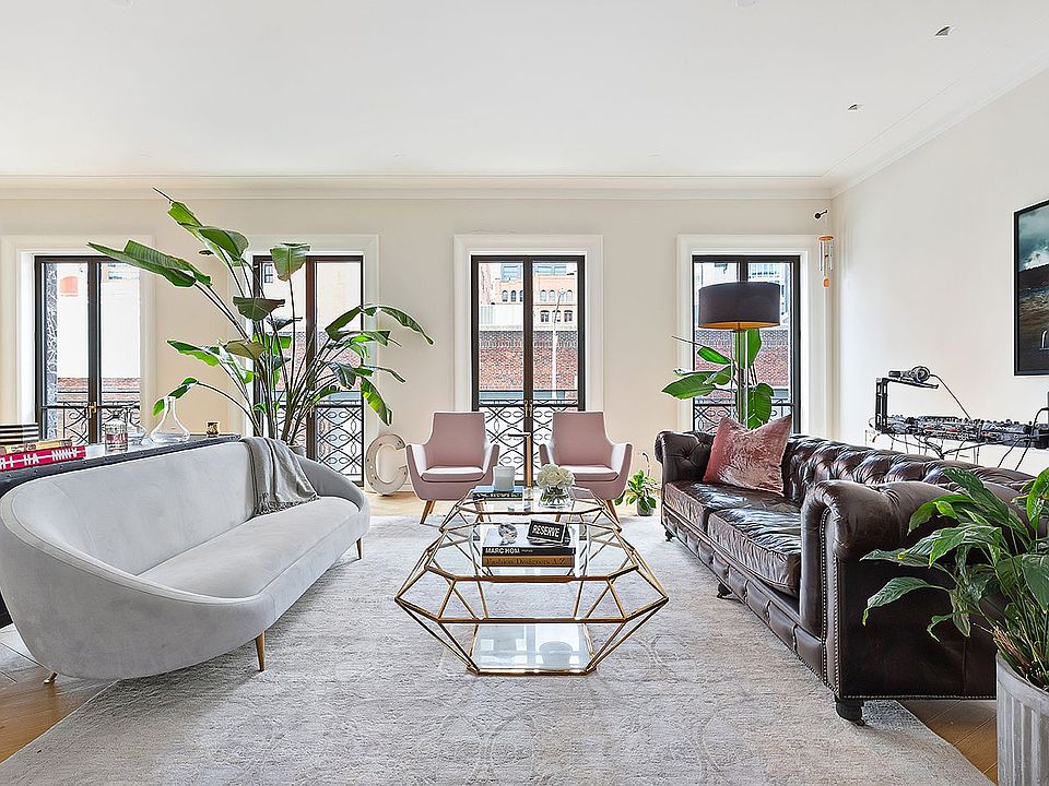 1st image of 560 W 24th St #2