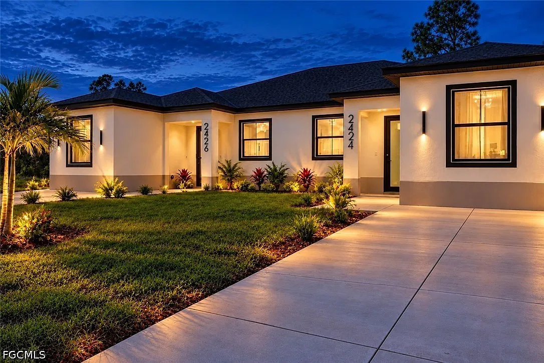 2 bed, 2.0 bath, 1290 sqft, $1,590 — Photo 1