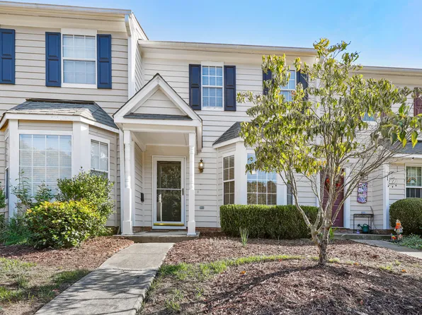 318 Standish Dr, Chapel Hill, NC 27517