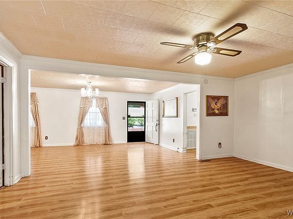 4th image of 12651 Jefferson Dr