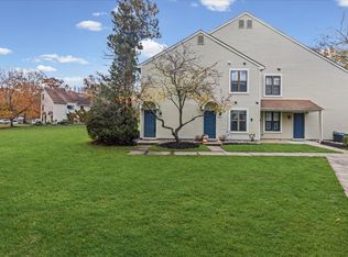 190B Collin Ct, Mount Laurel, NJ 08054