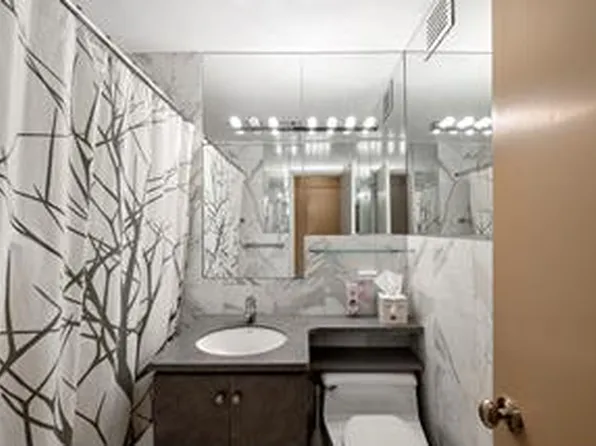 196 East 75th Street image 6 of 15