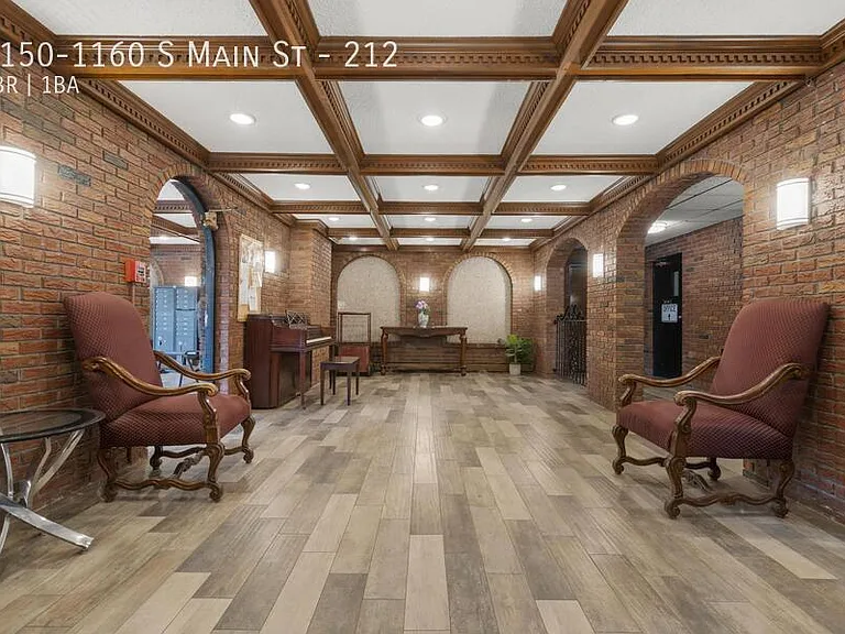 1150-1160 S Main St #212 — Photo 21