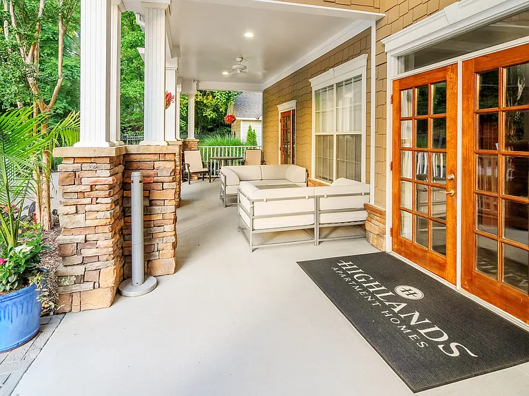 Highlands Apartment Homes — Photo 41