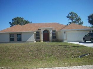 3002 41st St SW, Lehigh Acres, FL 33976
