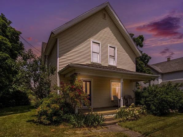 (undisclosed Address), Three Oaks, MI 49128