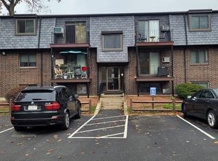 42 Main St APT 8, North Reading, MA 01864