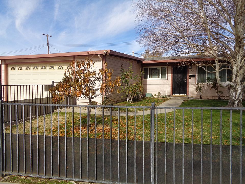 1st image of 1011 W Avenue H5