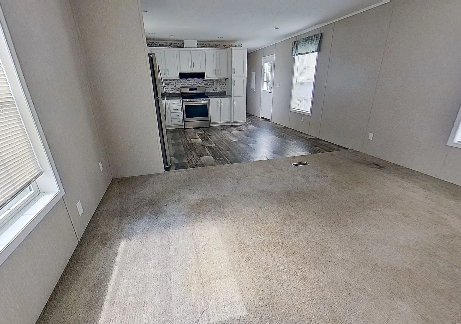 Comfortable Mobile Home In Glen Rock — Photo 2