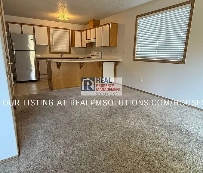 8514 N Syracuse St #1 — Photo 9