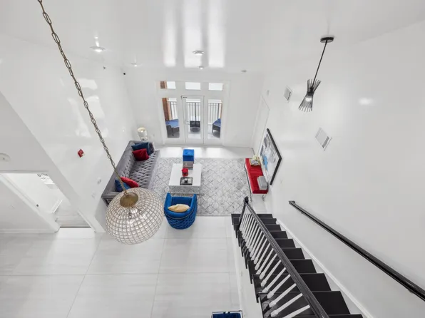 7400 River Rd APT 431, North Bergen, NJ 07047