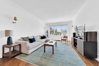 610 West 110th Street, #10D