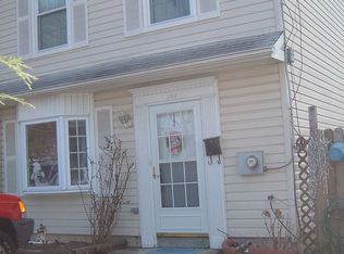 369 Lemonte St, Philadelphia, PA 19128