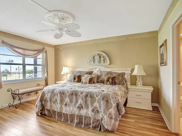 2871 N Ocean Blvd #D 216, Boca Raton, FL 33431