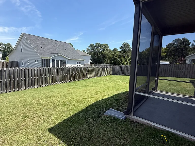 222 Skyway Dr — Photo 12