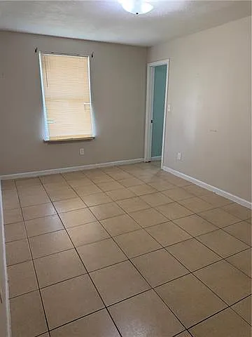 1945 Pace Blvd #104 — Photo 9