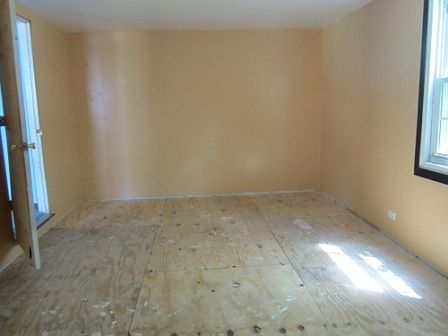 3rd image of 1445 Windsor Cir