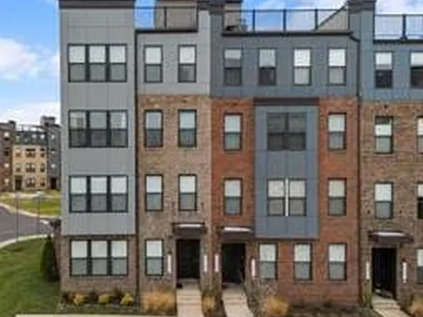 44481 Wolfhound Sq, Ashburn, VA 20147