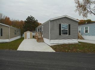 49554 Maple Dr #98, Plymouth, MI