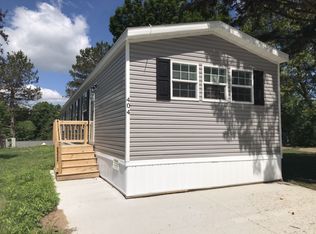 404 Sunburst Cres, Oakland, MI