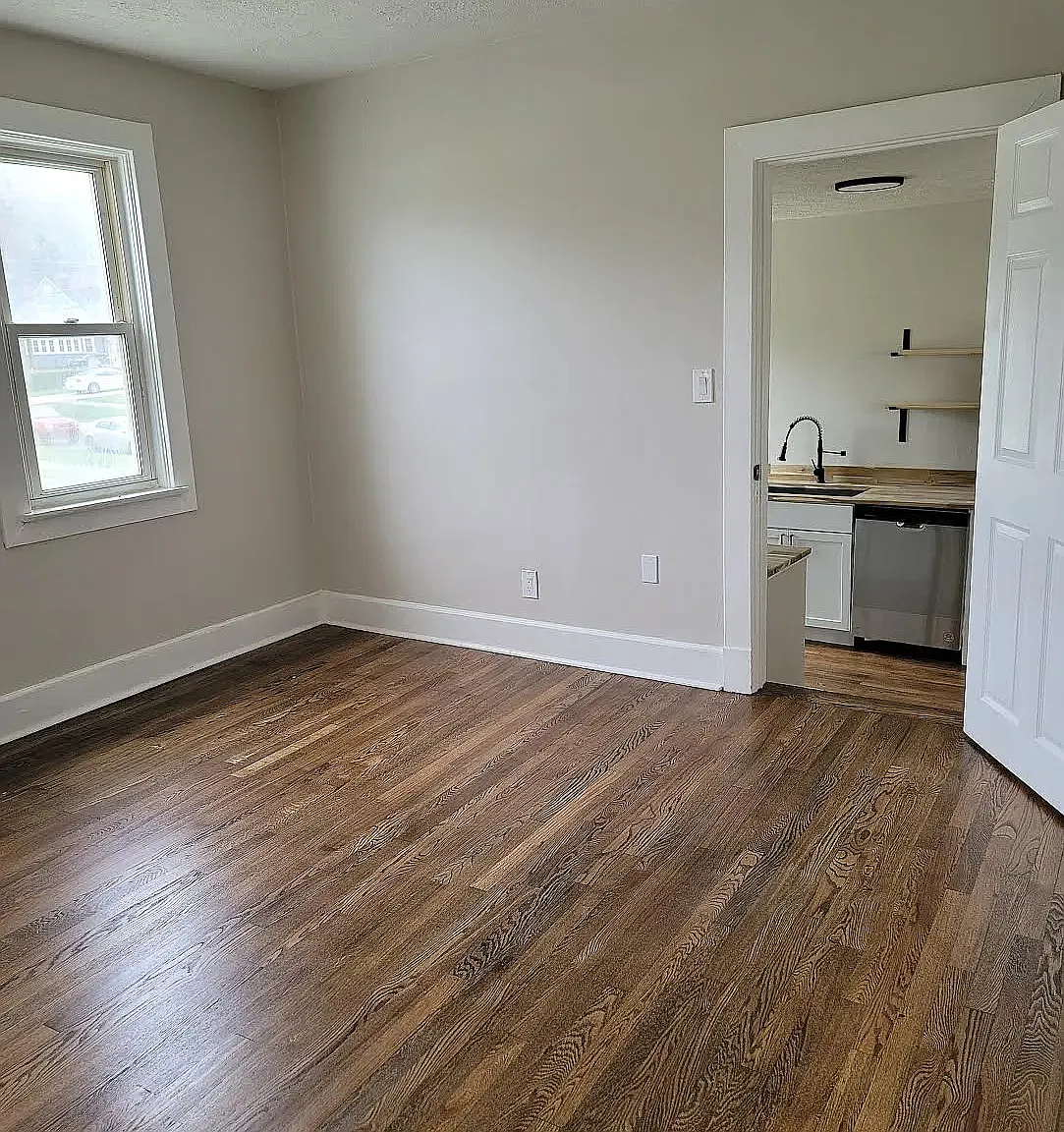 2 bed, 1000 sqft, $1,200 — Photo 4