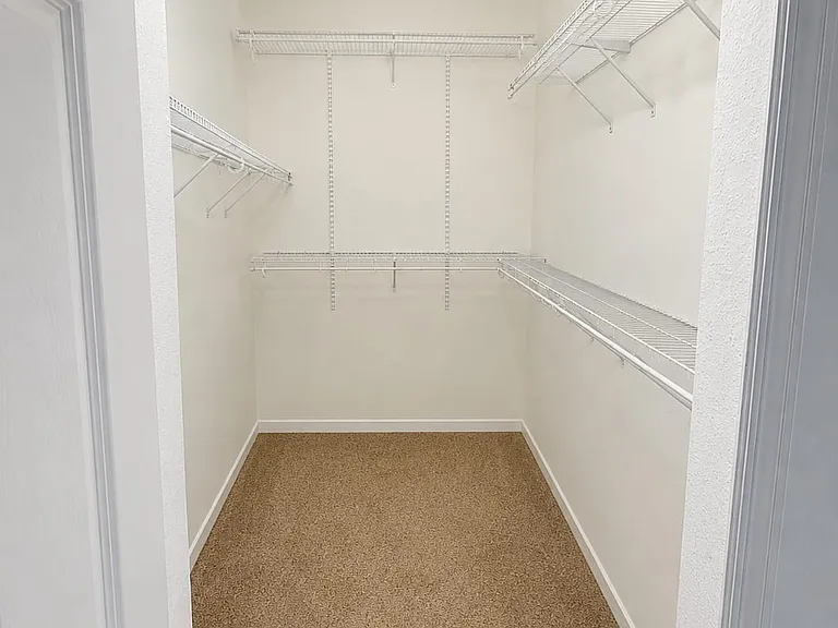 1535 Blue Magnolia Rd #1535 — Photo 10