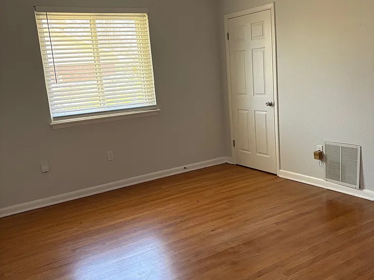 9163 N Parkview Dr — Photo 11