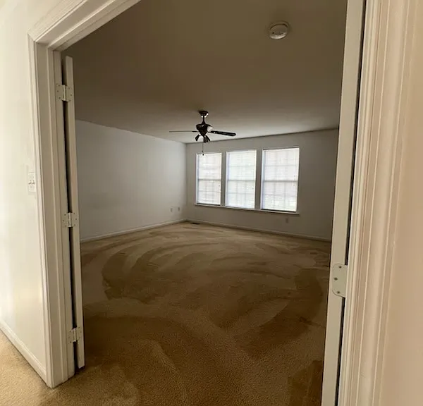 421 Cicero Xing — Photo 10