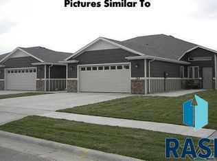 6414 Keller Cir, Sioux Falls, SD 57108