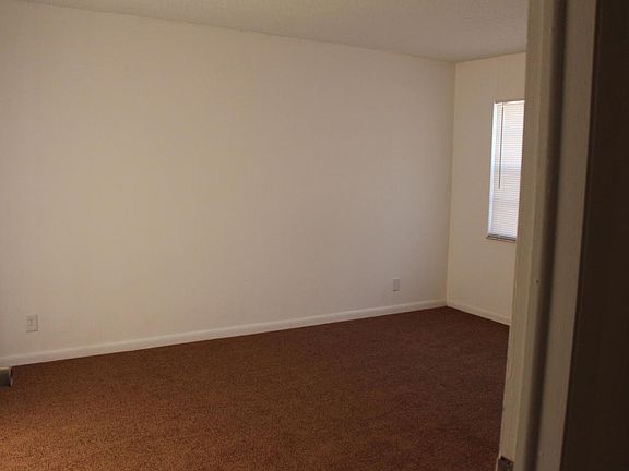 5th image of 4838 Sunny Palms Cir Unit C