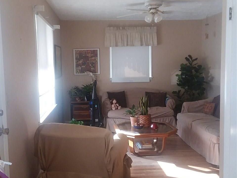 2nd image of 4042 Nebraska Ave