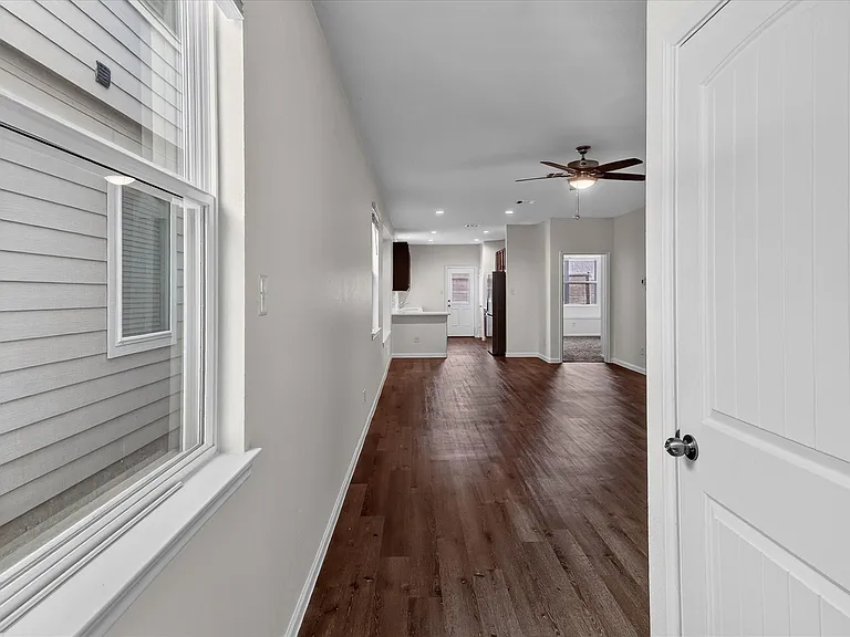 24839 Goldoni Dr — Photo 5