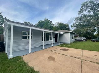 5827 Pershing St, Houston, TX 77033