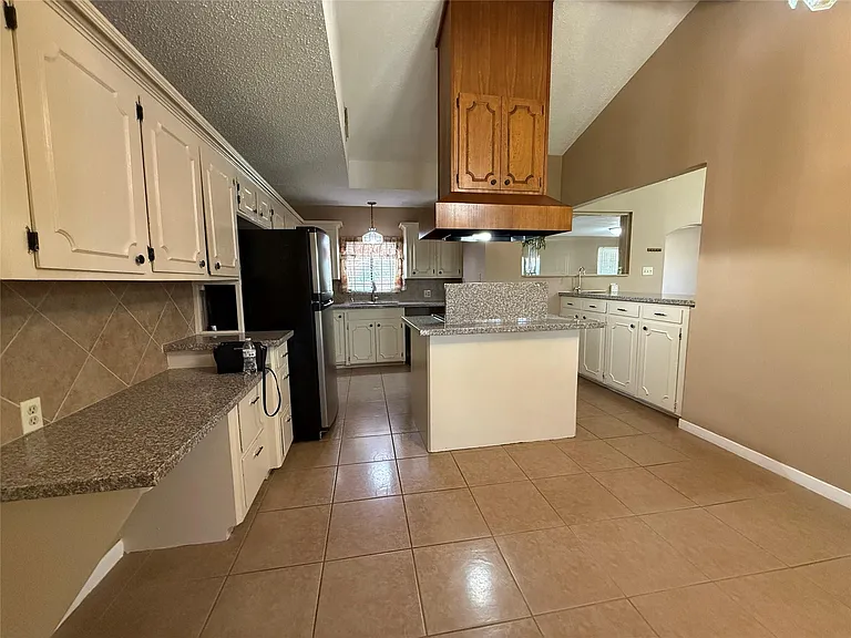 4114 Connorvale Rd — Photo 11