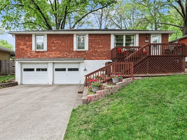 408 NW 88th Ter, Kansas City, MO 64155