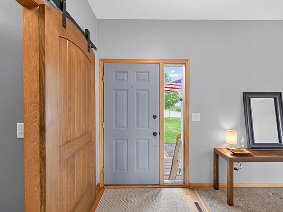 5th image of 7157 Hidden Valley Ln S