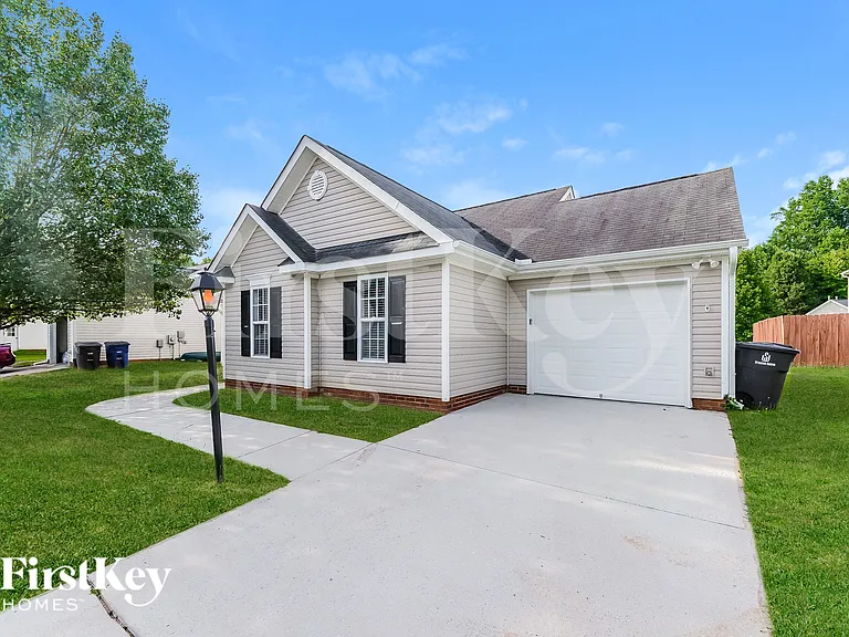 5122 Fiddlers Run Dr — Photo 2