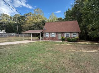 300 Stacia Dr, Covington, GA 30016